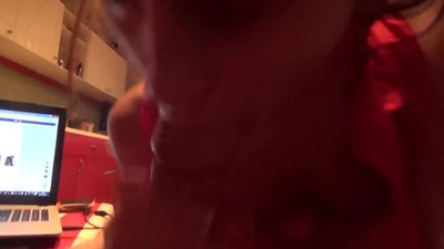 Omo ile iwe fa mu arakunrin arakunrin rẹ dick nigba ti ko si ọkan ká ile